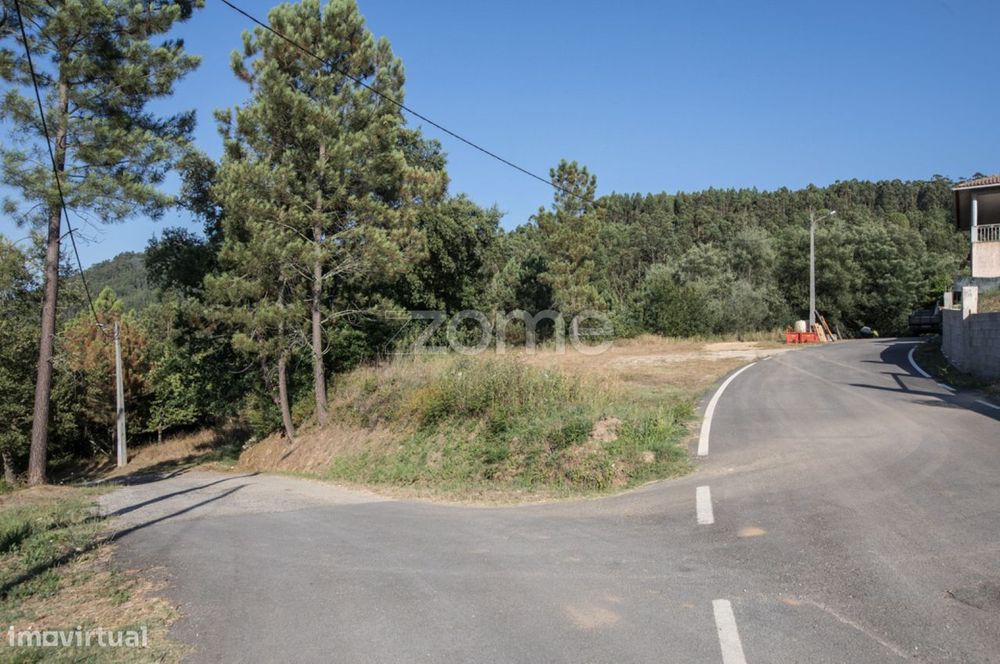 Terreno Urbano de 2433m2