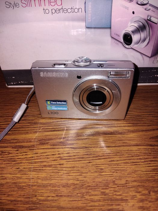 Samsung L100 Silver цифровий фотоапарат