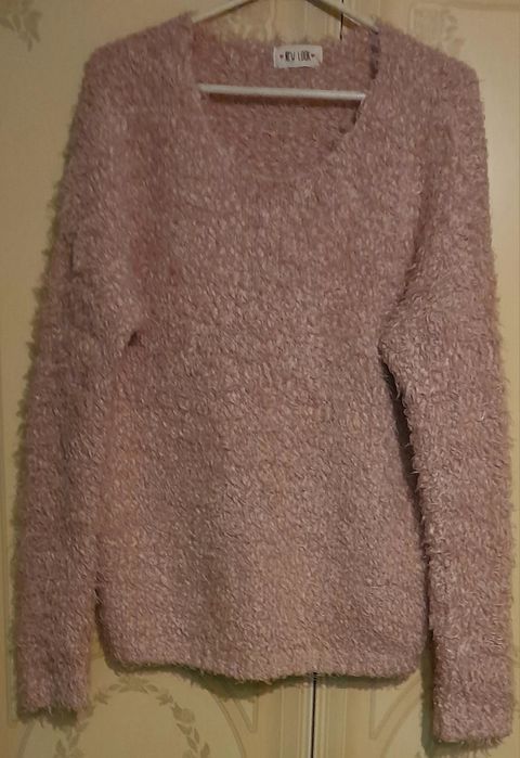 Кофта,светер жіночий