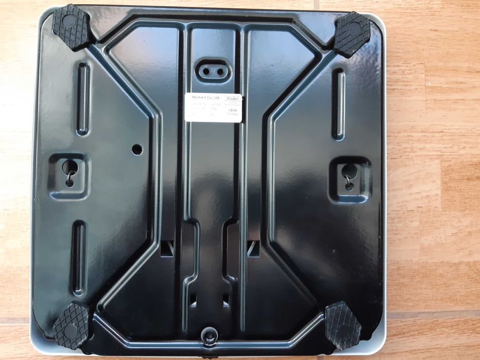 Ваги підлогові MOMERT 7710