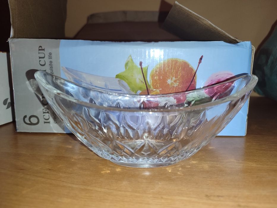 Креманка скляна для морозива