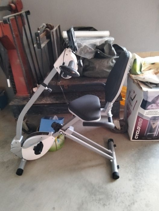 Bicicleta de ginástica