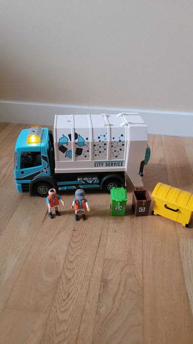 Playmobil 70885 Śmieciarka z sygnałem świetlnym