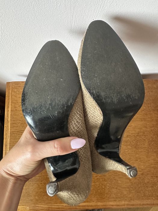 Buty czółenka szpilki beżowe 36