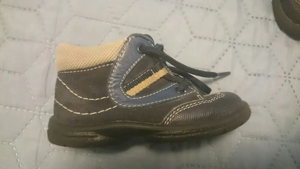 Buty skórzane dla dziecka, rozmiar 21