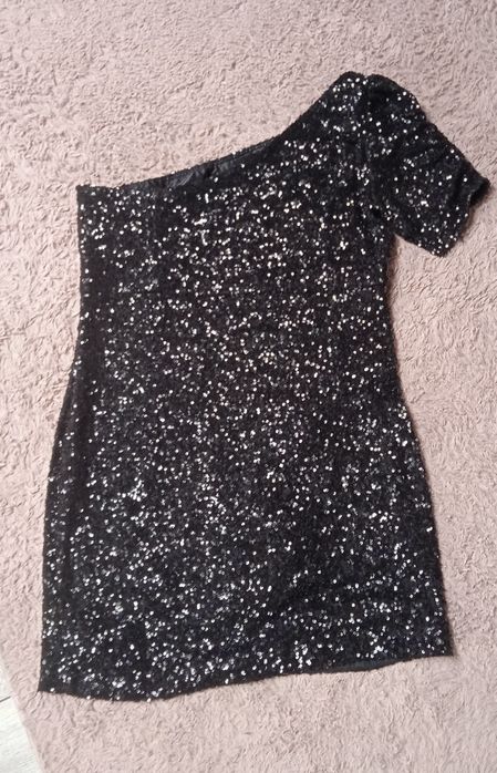 Cekinowa sukienka M