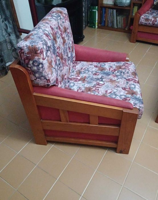 Sofá e 2 Cadeirões em pinho maciço liso e/ou estampado