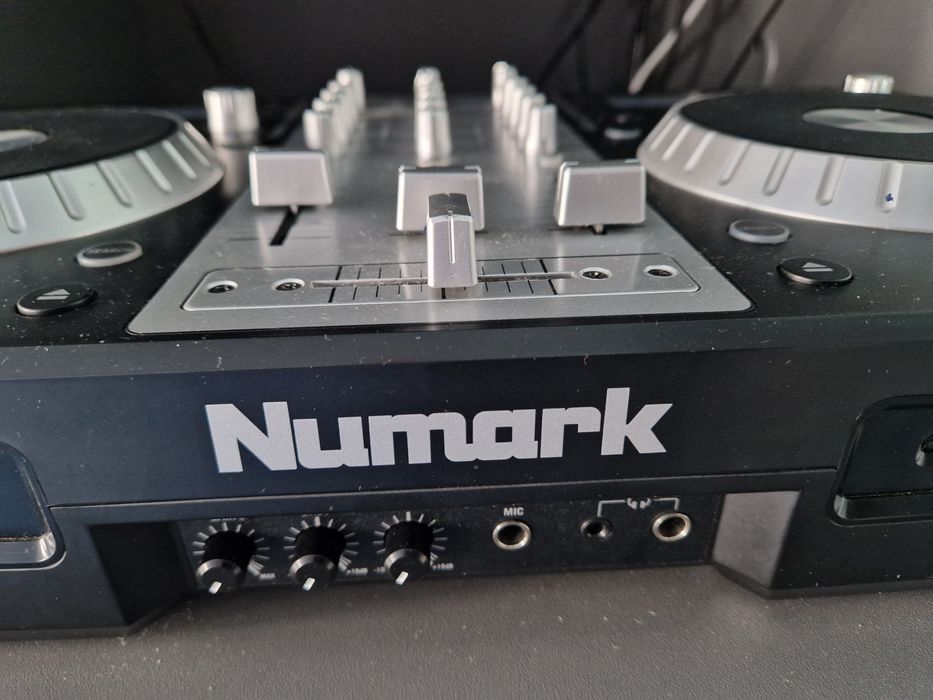 Numark MixDeck Express - konsola DJ