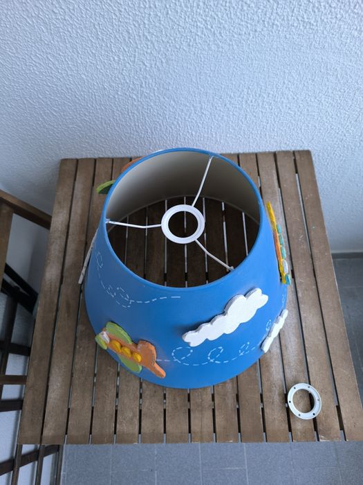 Candeeiro criança aviões
