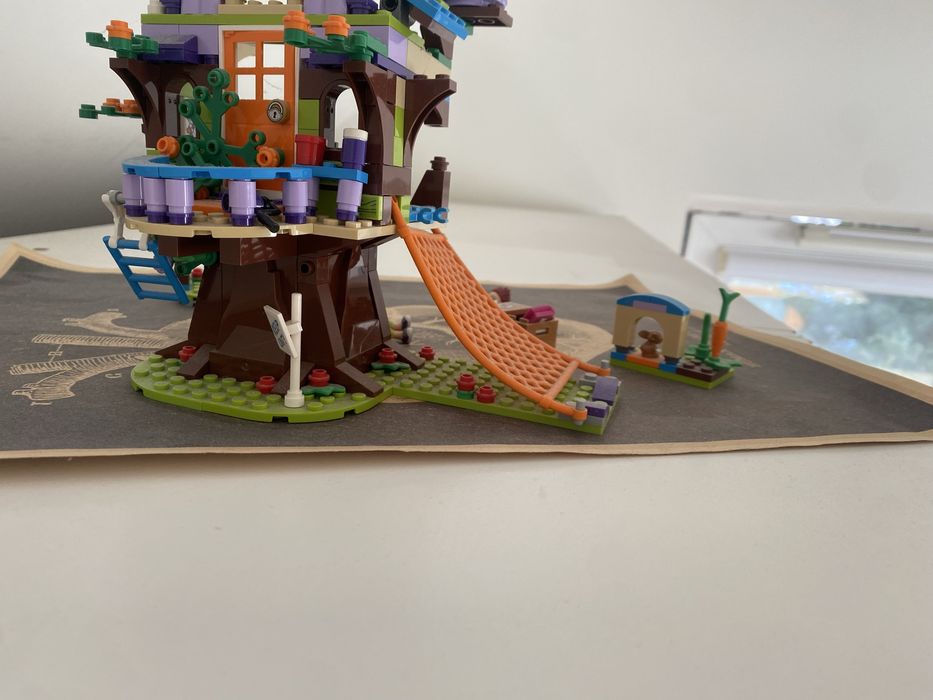 Lego friends domek na drzewie mii 41335