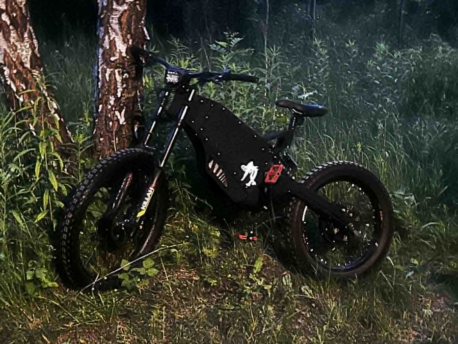 Mocny E-Bike Falcon V2 | QS205 t5 | 13,5 kW | Zasięg do 200 km
