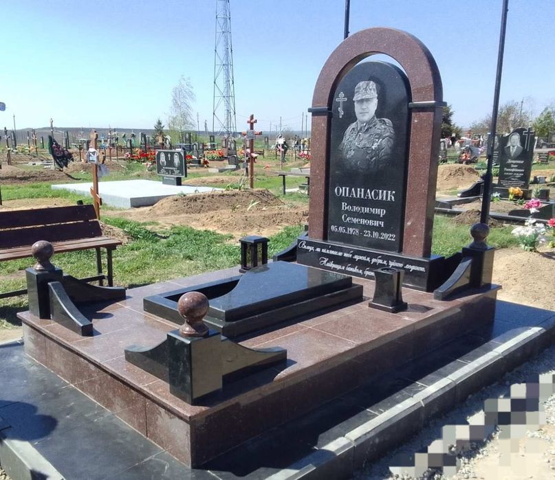 Пам'ятники від виробника ЕЛІБРА