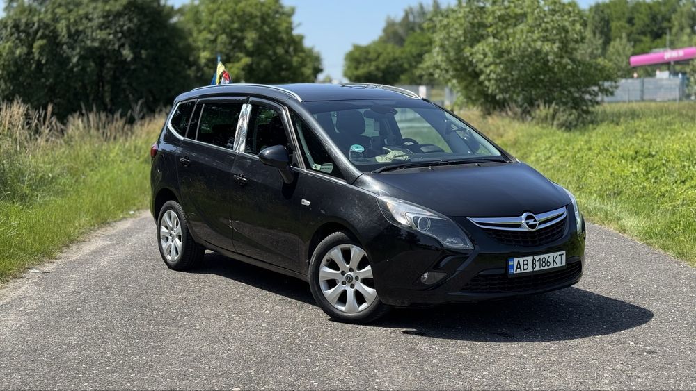 Opel Zafira C 1.6 бензин/ газ