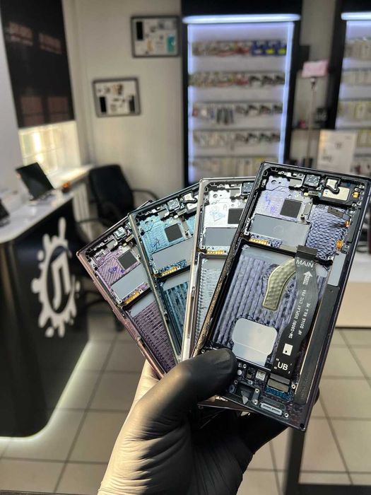 Дисплей (модуль) оригінал Samsung S22/S22+/S22Ultra (деталі в описі)