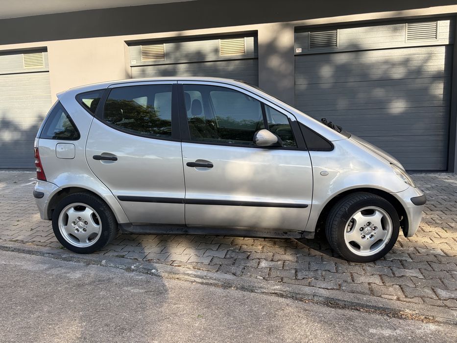 Mercedes Benz A160