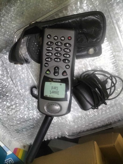 Iridium 9505A Satellite Phone