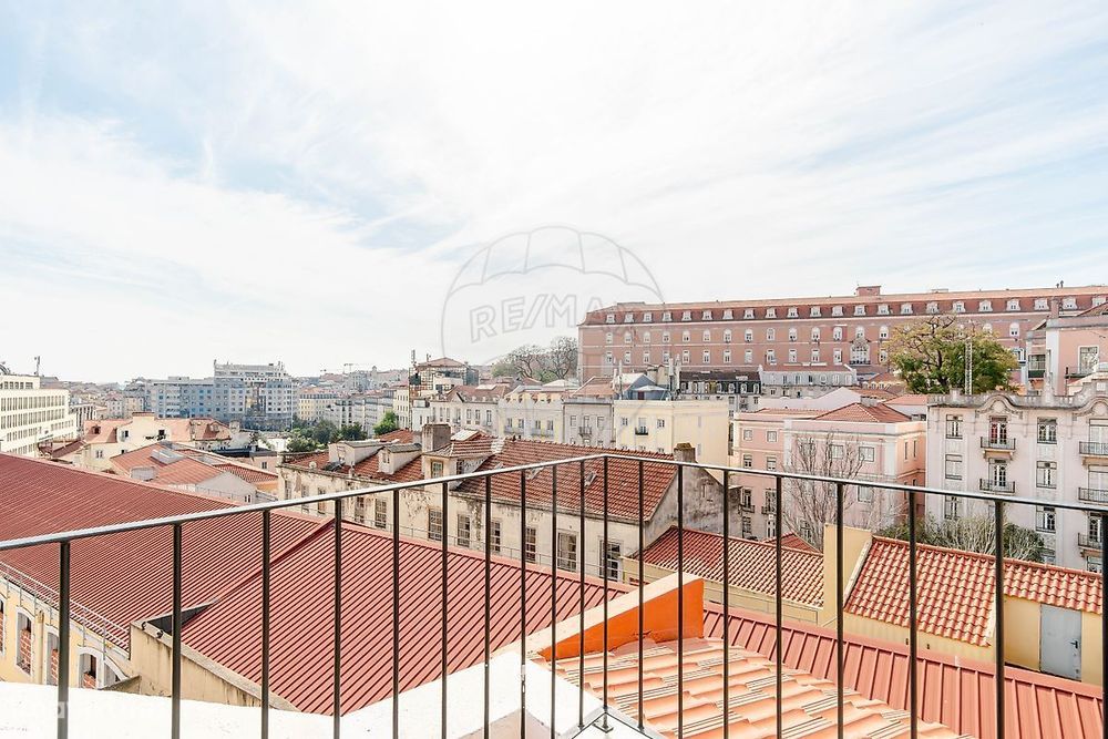 Apartamento T6+ à venda em São Vicente, Lisboa — foto 4