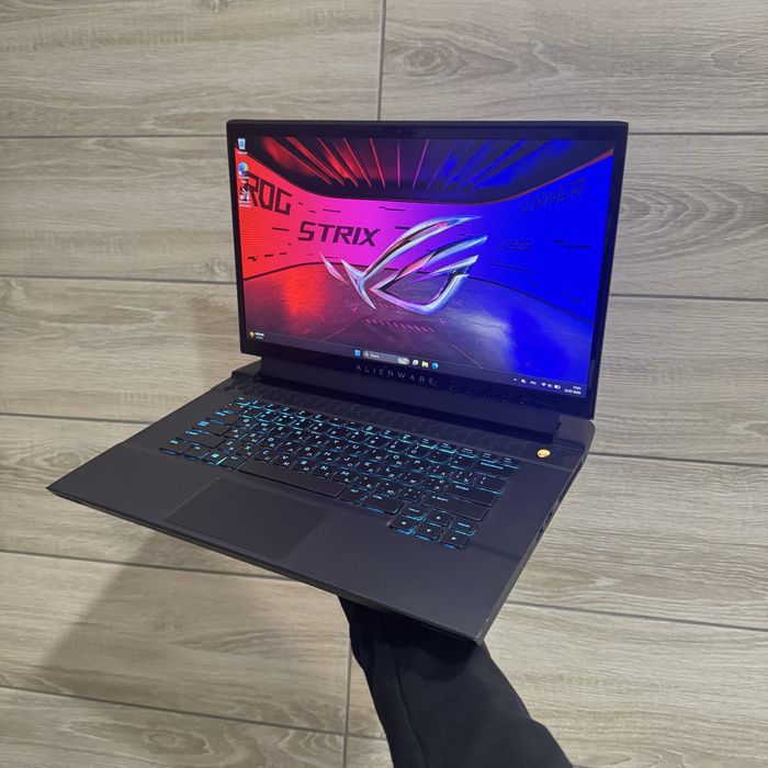 Топ! Ігровий ноутбук Alienware Rtx 3070, i7 10870, 300Hz, 16Gb, 1000Gb M2