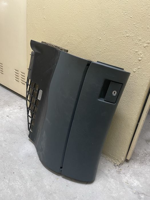 Porta luvas e tablier inferior audi a4 b5