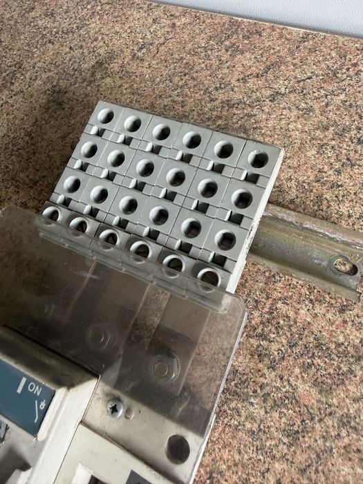 Rozłącznik izolacyjny Socomec Sirco 125A
