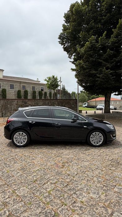 Opel Astra  J  2012/10