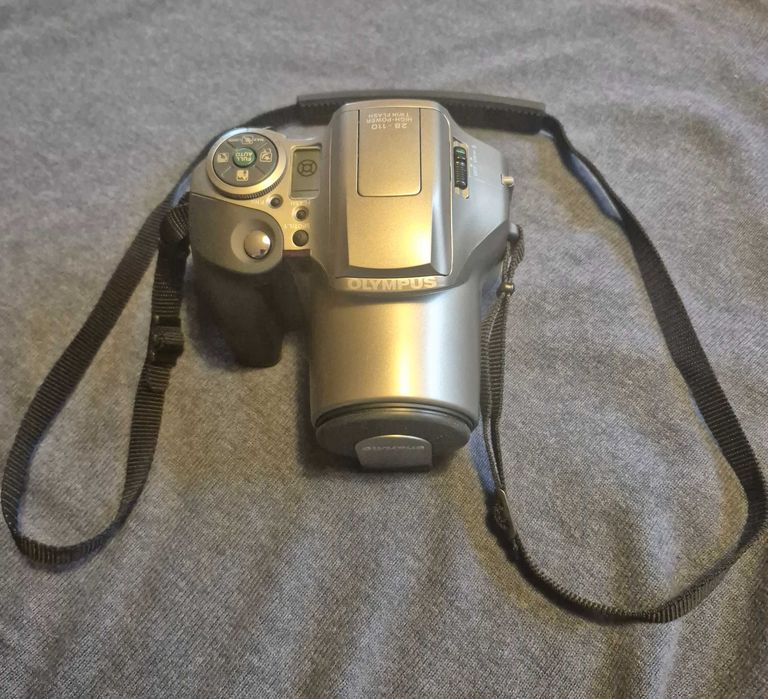 Aparat fotograficzny analogowy Olympus IS-300 + futerał