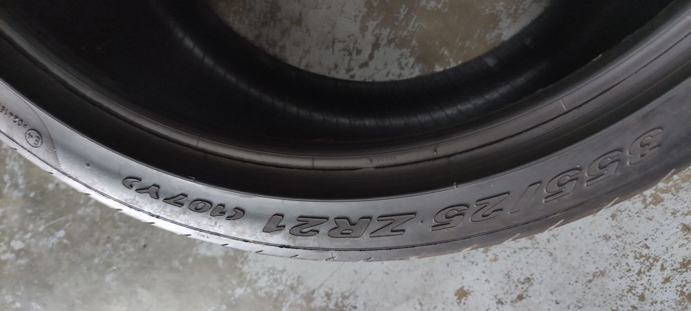 Pneus 355/25/21 pirelli semi novos
