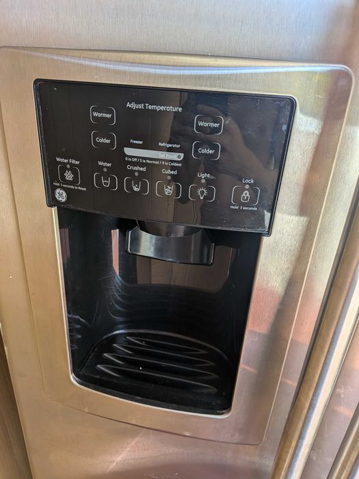 Frigorífico Americano GE Side-by-Side Inox (Para Peças ou Reparação)