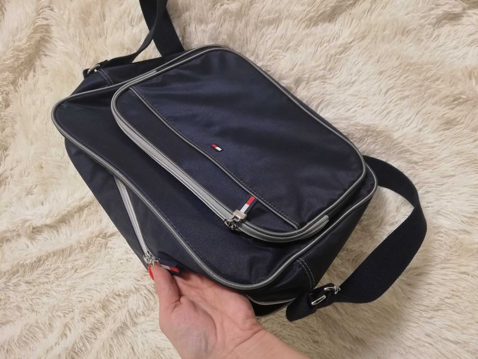 torba TOMMY HILFIGER torba na ramię Tommy Hilfiger duża
