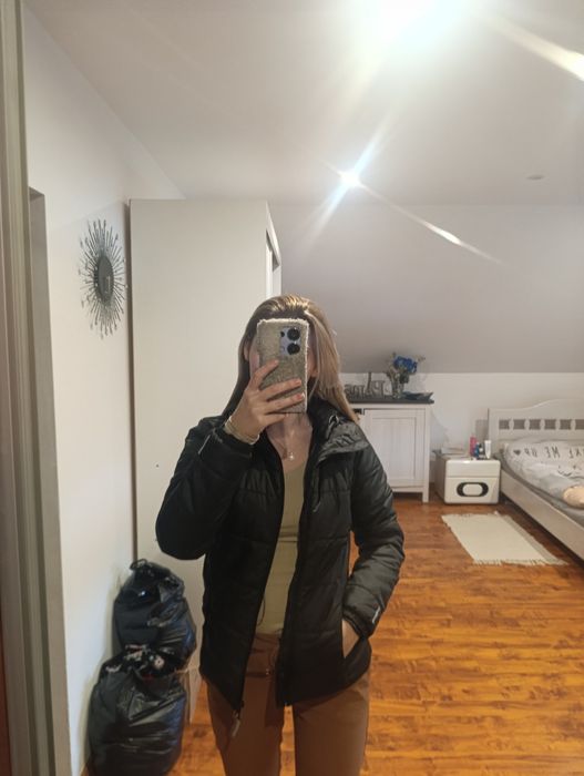 Kurtka Reebok sport sportowa bieganie fitness s z kapturem ciepła