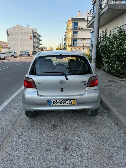 Toyota Yaris 2000