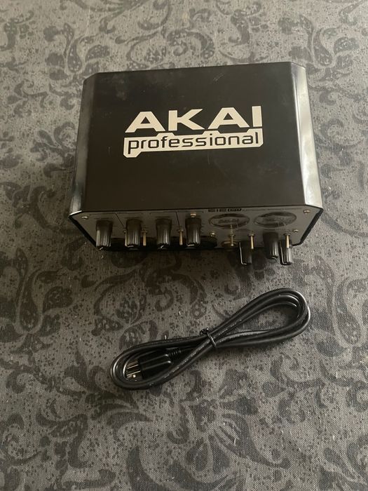 Placa de som Akai EIE Pro