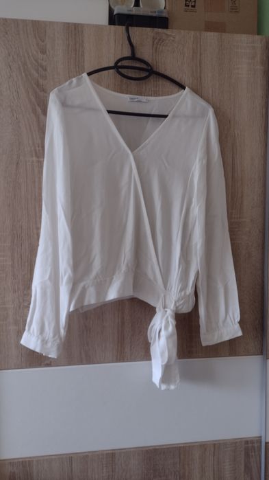 Biała bluzka Cropp XS