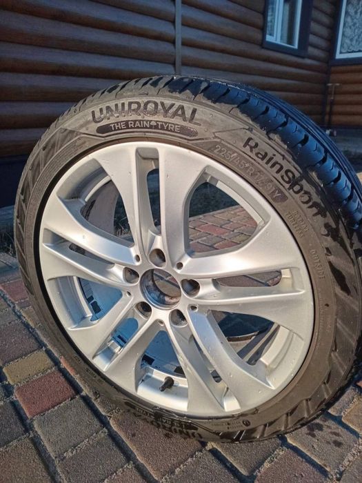 Оригінал титанові диски та шини на Mercedes