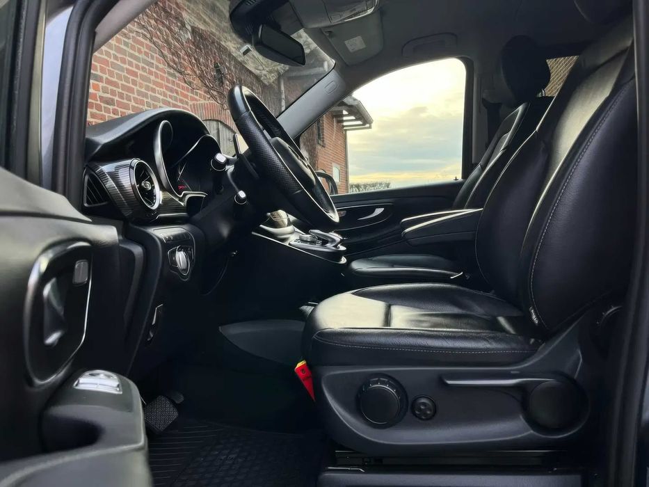 Mercedes-Benz V 300      2020