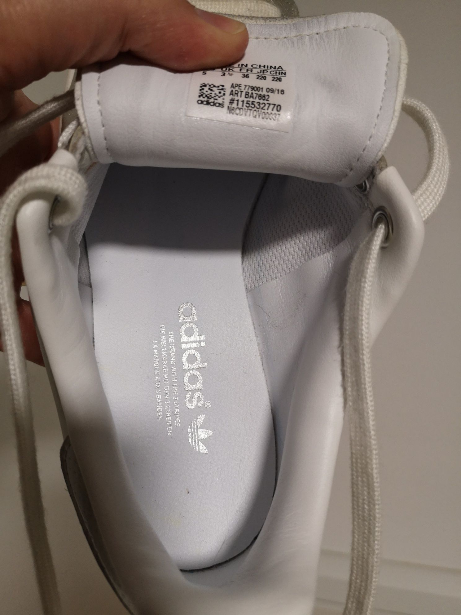 Stan smith cheap prateadas