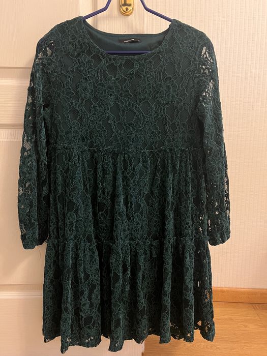 Сукня Reserved смарагдового кольору