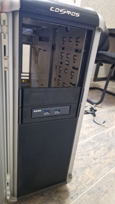Продам корпус для ПК Cooler Master Cosmos 1000