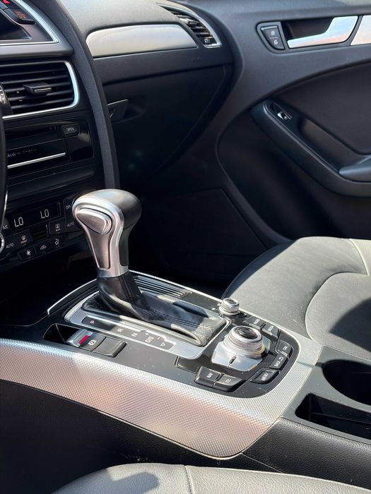 Продам Audi A4 S-Line 2014 рік можлива розстрочка,кредит,обмін!