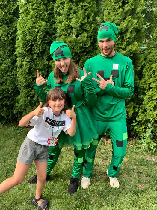 РОЗВАЖАЛЬНІ ПРОГРАМИ, персонажі, аніматори