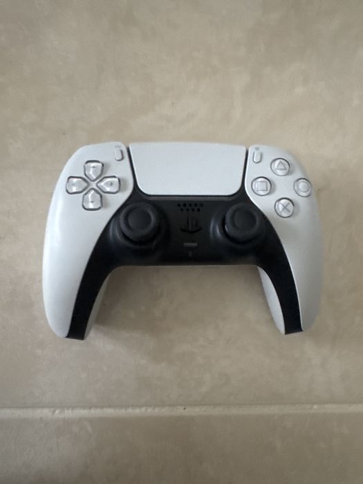 PS5 slim com leitor de DISCO como nova