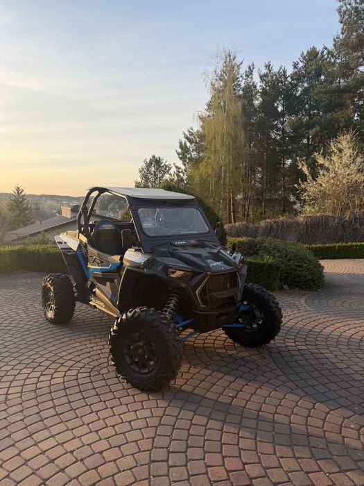 Polaris RZR 1000