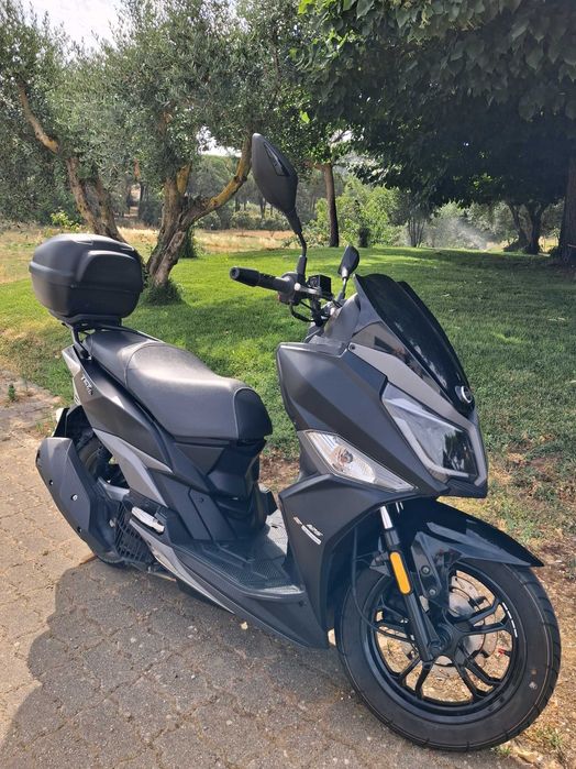 Scooter Sym jet 14, 125cc, 2023. Só 9500km, como nova.