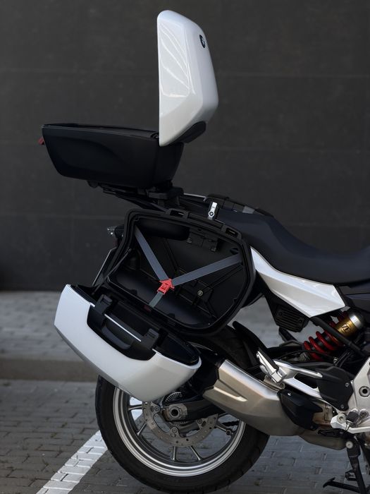 BMW F900XR - 3 Malas! Como Nova!