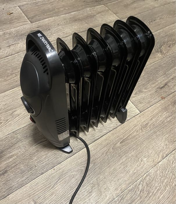 Grzejnik olejowy, 6 żeberek 800W