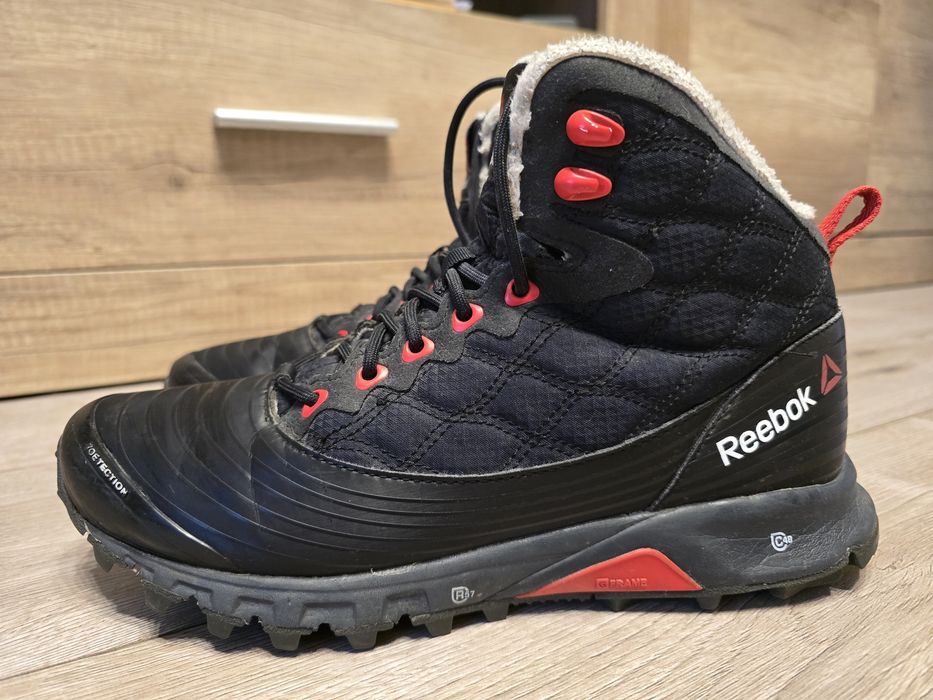 Ботинки зимние Reebok оригинал 8US/5½UK