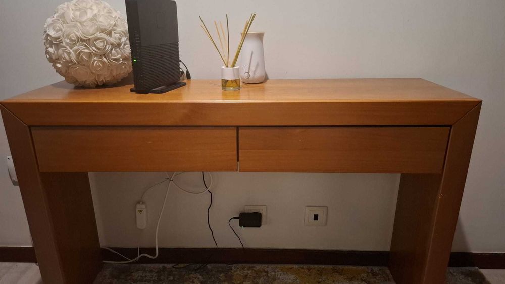 Consola Hall Entrada