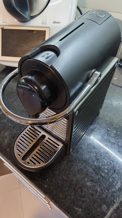 Máquina Nespresso Inissia