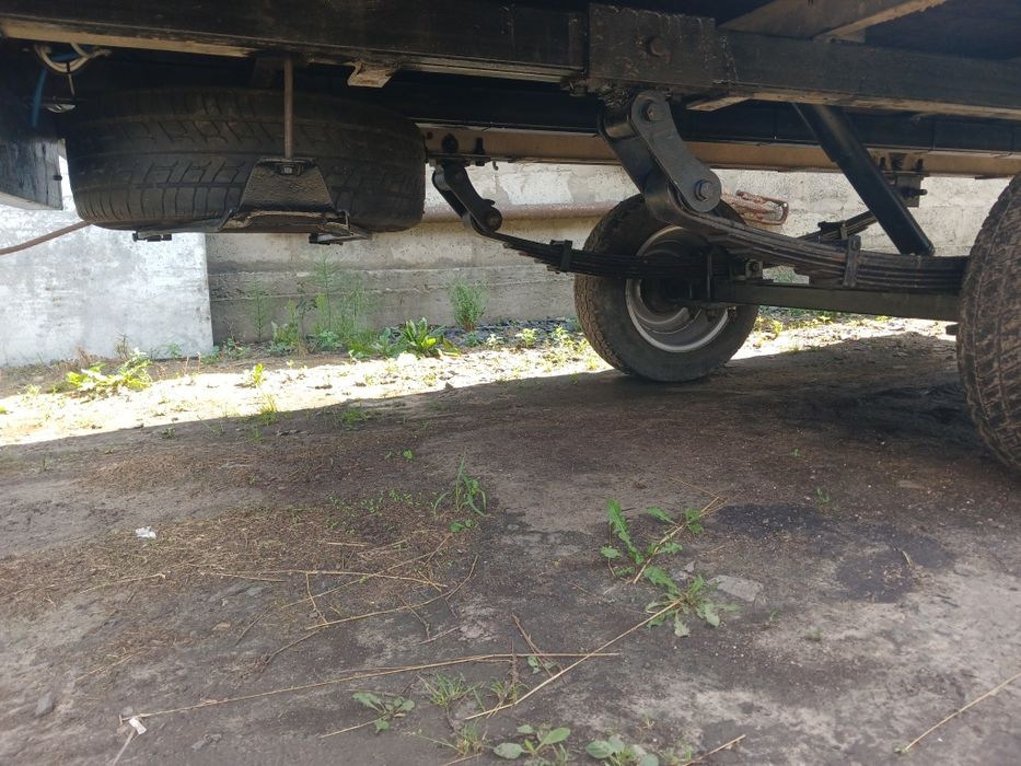 легковий причіп 3.5 тони.