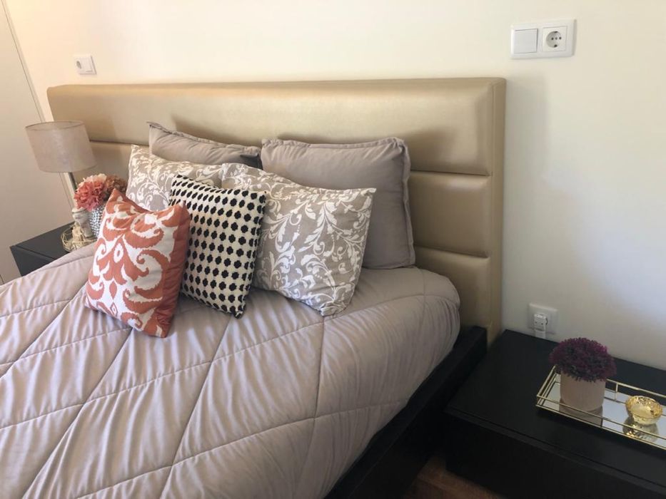 Mobília de quarto de casal moderna